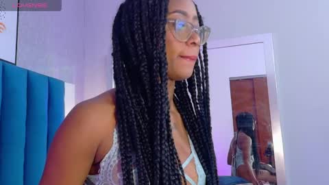 Mia  online show from 24, 4, 2026