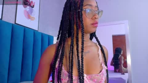 Mia  online show from 27, 4, 2026