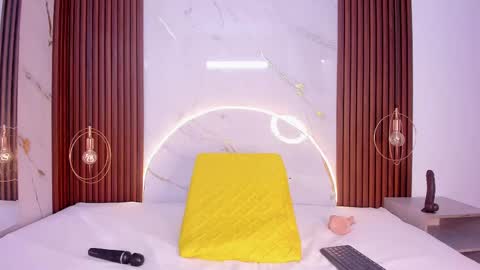 Snapshot of miamiller69 chatting on 11, 3, 2025 Mia online show from 11, 3, 2025