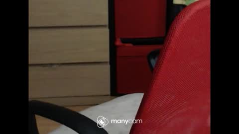 Snapshot of miamimistress chatting on 7, 5, 2026 maya online show from 7, 5, 2026