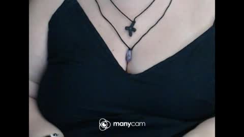 Snapshot of miamimistress chatting on 1, 8, 2026 maya online show from 1, 8, 2026