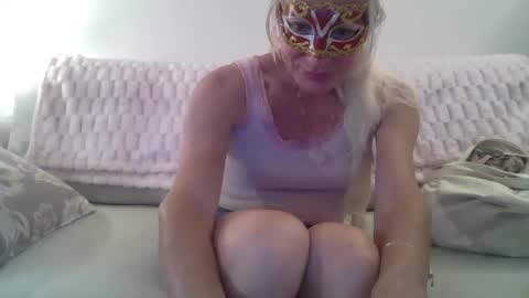 miamitransgirl305 online show from 11, 4, 2026