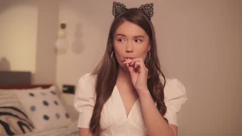  Eli  TG closetouchto eli online show from 5, 3, 2026