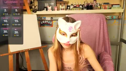 MiaMoon online show from 11, 5, 2026