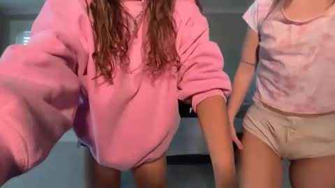 miamoorexo online show from 10, 2, 2026