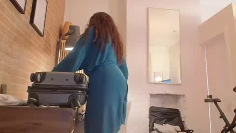 MiaMuffn online show from 16, 5, 2026