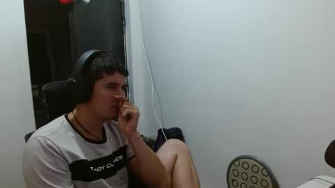 miaou_miaou online show from 27, 4, 2026