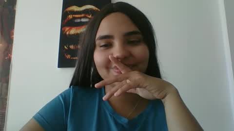 Mia Peyton   online show from 2, 12, 2024