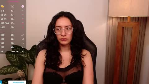 MIAPORTMANN online show from 8, 4, 2026