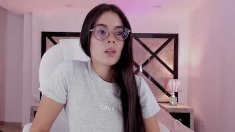 Mia online show from 15, 1, 2025