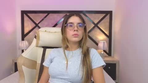 Mia online show from 19, 6, 2026