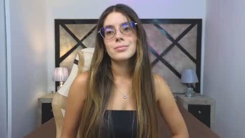 Mia online show from 26, 6, 2026