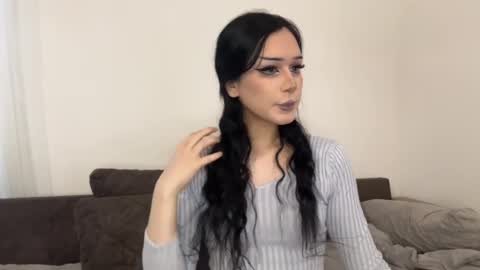 Mia online show from 11, 6, 2026