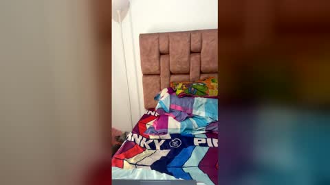 Snapshot of miavanessa_high chatting on 22, 3, 2026 MIA VANESSA online show from 22, 3, 2026