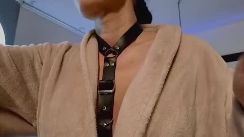 Mia online show from 31, 1, 2025