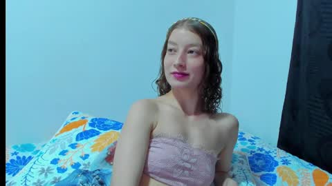  Chloe  online show from 8, 4, 2026