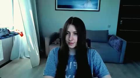 LuckyMia online show from 7, 5, 2026