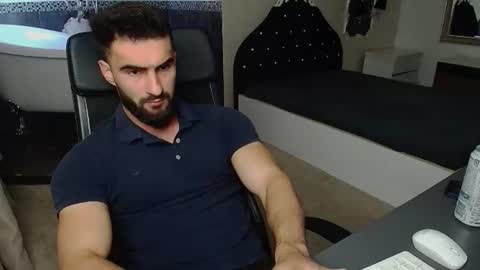 MicahLane online show from 24, 7, 2026