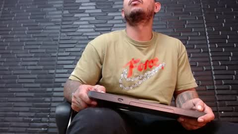 Michael Daviss online show from 18, 1, 2025