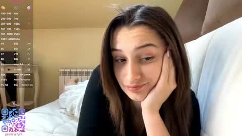 Snapshot of michael_pors chatting on 13, 6, 2026 Emily online show from 13, 6, 2026