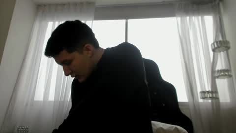 MichaelConnor  online show from 29, 12, 2024