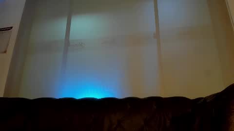 MichaelConnor  online show from 13, 2, 2025