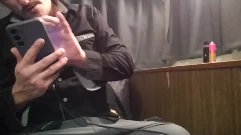 Snapshot of michaelgriley1982 chatting on 5, 8, 2026 Guyngirl online show from 5, 8, 2026