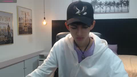 michaelkoiv online show from 19, 12, 2025