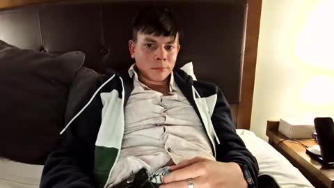michaeltwinkboy online show from 19, 5, 2026