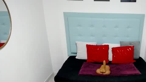 michel_rous_la_mas_caliente online show from 27, 9, 2025