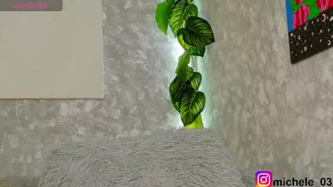 Snapshot of michele_rooss00 chatting on 29, 11, 2025 melannie follow my new page online show from 29, 11, 2025