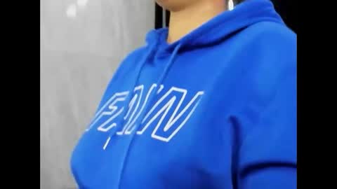 Snapshot of michell_rs chatting on 1, 2, 2025 michell_rs online show from 1, 2, 2025