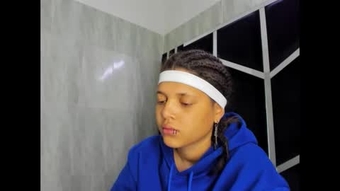 Snapshot of michell_rs chatting on 2, 3, 2025 michell_rs online show from 2, 3, 2025