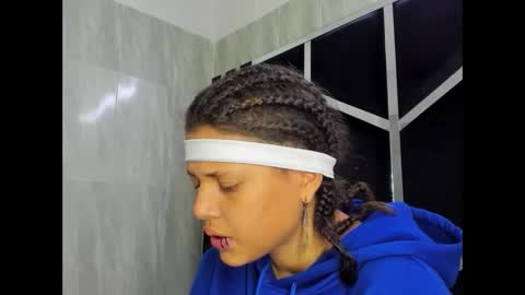 Snapshot of michell_rs chatting on 5, 3, 2025 michell_rs online show from 5, 3, 2025