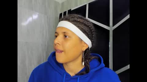 Snapshot of michell_rs chatting on 5, 3, 2025 michell_rs online show from 5, 3, 2025