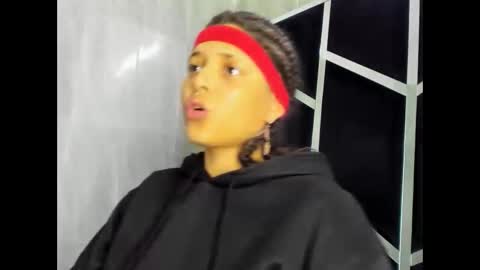 Snapshot of michell_rs chatting on 11, 3, 2025 michell_rs online show from 11, 3, 2025