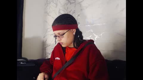 Snapshot of michell_rs chatting on 15, 9, 2025 michell_rs online show from 15, 9, 2025