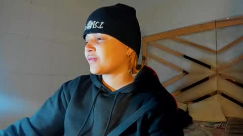 Snapshot of michell_rs chatting on 20, 10, 2025 michell_rs online show from 20, 10, 2025