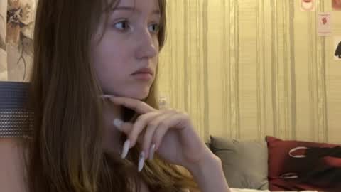 Snapshot of michelle_neely chatting on 11, 10, 2025 michelle_neely online show from 11, 10, 2025