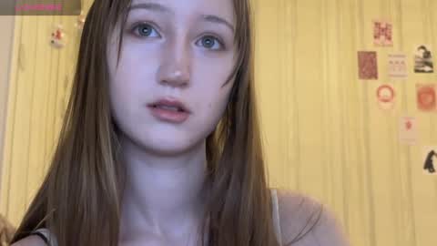 Snapshot of michelle_neely chatting on 19, 12, 2025 michelle_neely online show from 19, 12, 2025
