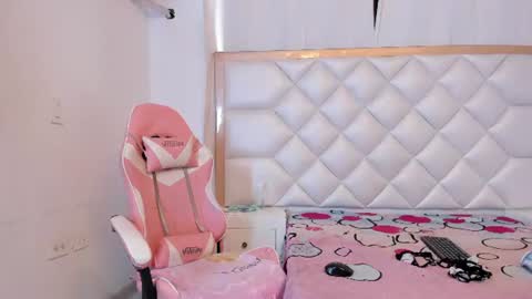 Snapshot of michelleblair1 chatting on 3, 7, 2026 michelleblair1 online show from 3, 7, 2026