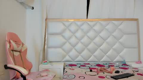 Snapshot of michelleblair1 chatting on 23, 7, 2026 michelleblair1 online show from 23, 7, 2026
