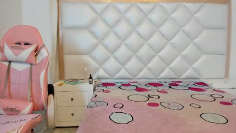 Snapshot of michelleblair1 chatting on 29, 7, 2026 michelleblair1 online show from 29, 7, 2026