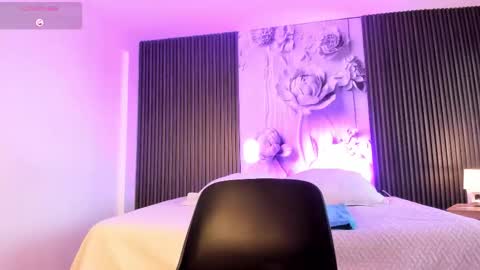 michellepreston_ online show from 5, 3, 2026