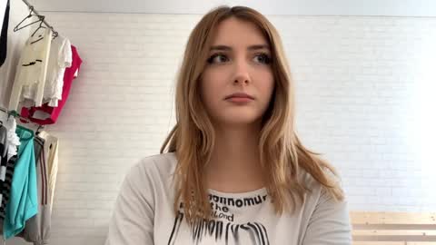Jenny online show from 10, 4, 2026