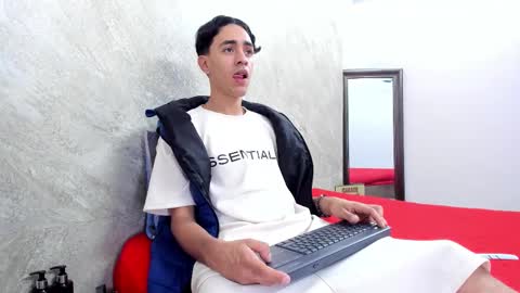 mick_lollipopp online show from 6, 3, 2026