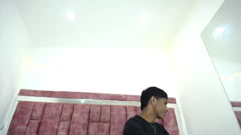 Mick storm online show from 6, 4, 2026