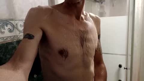 Snapshot of mickavis1975 chatting on 2, 11, 2025 mickavis1975 online show from 2, 11, 2025