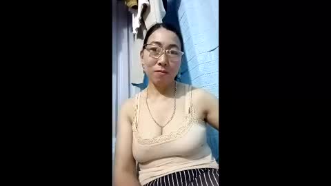 Snapshot of mickye00 chatting on 20, 4, 2026 Miky online show from 20, 4, 2026