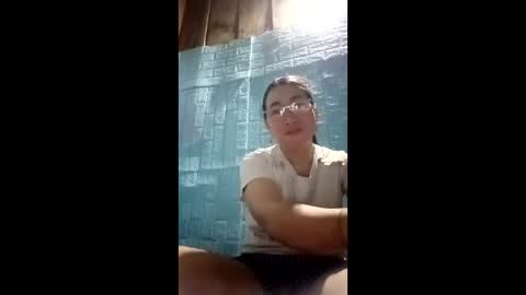 Snapshot of mickye00 chatting on 27, 4, 2026 Miky online show from 27, 4, 2026